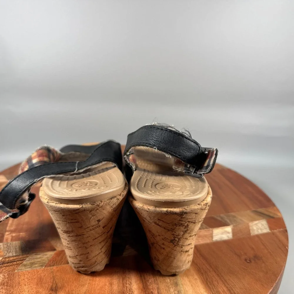 Crocs Womens Black Leather Cork Wrapped Wedge Slingback Sandals Size 6